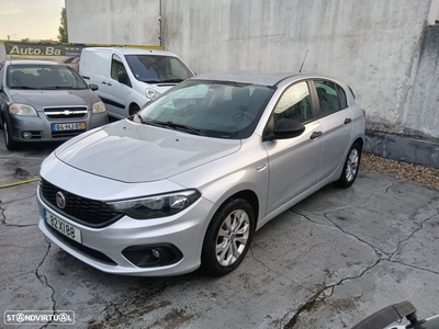 Fiat Tipo 1.3 M-Jet Pop