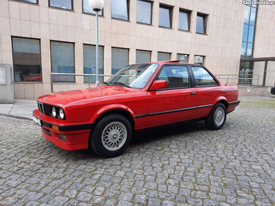 BMW 318 IS