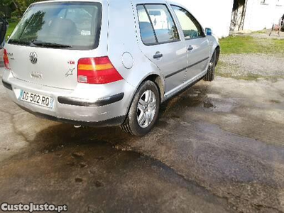 VW Golf 1.9tdi 130cv so completo Para peças