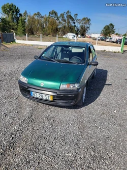 Fiat Punto 1.2 8 válvulas revisao feita tudo em dia