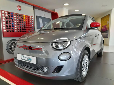 Fiat 500 e (RED)