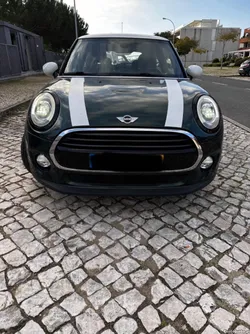 MINI Cooper Cooper D