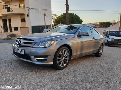 Mercedes-Benz C 220