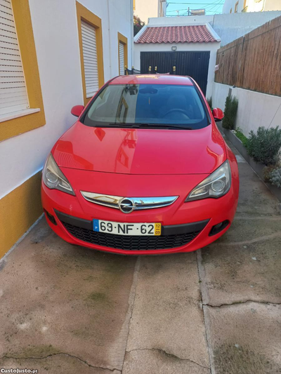 Opel Astra Gtc