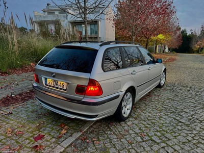 BMW 320 D Touring (eng. reboque)