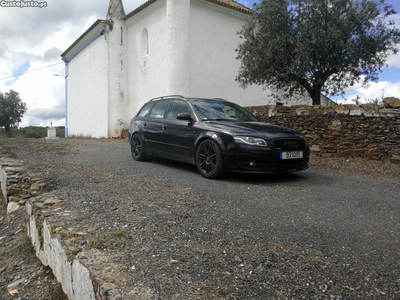 Audi A4 AVANT 2.0 TDI SPORT