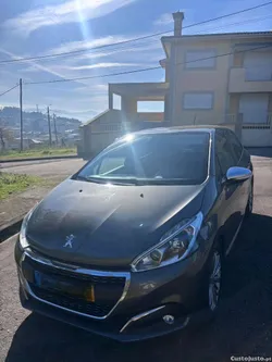 Peugeot 208 PureTech Active