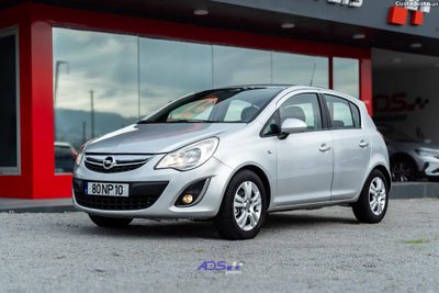 Opel Corsa D 1.2 EasyTronic Automático 141.000 Km