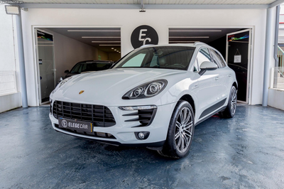 Porsche Macan S