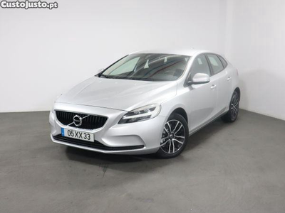 Volvo V40 V40 T3 Momentum -Ge