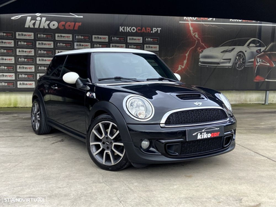 MINI 3 Portas Cooper S