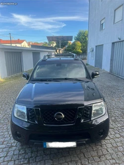 Nissan Navara V6