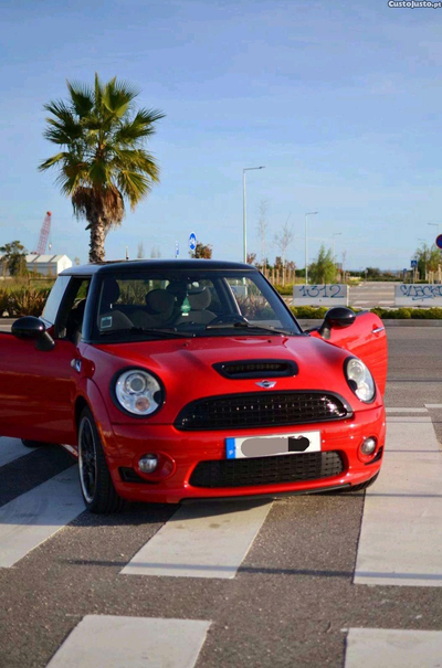 MINI Cooper Cooper S