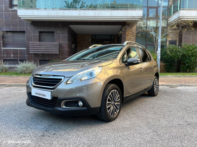 Peugeot 2008 1.2 PureTech Allure EAT6