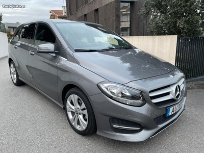 Mercedes-Benz B 180 STYLE 135892km