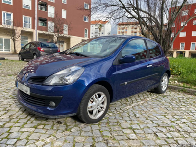 Renault Clio 1.2Gasolina 75cv 16v 5Lugares