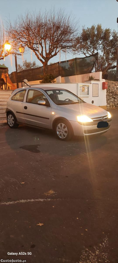 Opel Corsa C 1.2i gasolina