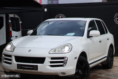 Porsche Cayenne Tiptronic