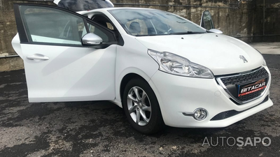 Peugeot 208 de 2015