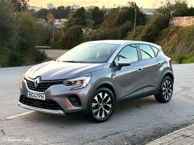 Renault Captur 1.0 TCe Exclusive