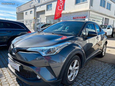 Toyota C-HR 1.8 HSD Comfort+P.Style + Gps