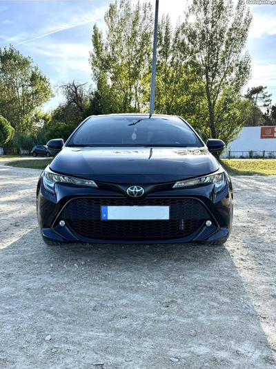 Toyota Corolla 1.2T Comfort + P.Sport