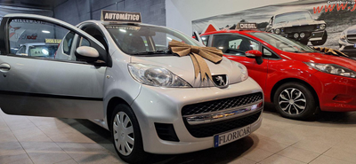 Peugeot 107 1.0 trendy 2 tronic