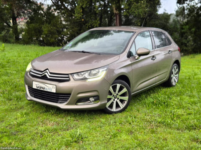 Citroën C4 1.2 PureTech Shine EAT6