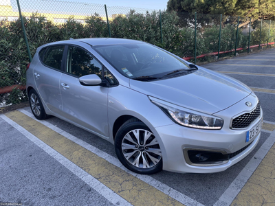 Kia Ceed 1.4 CRDi 90cv