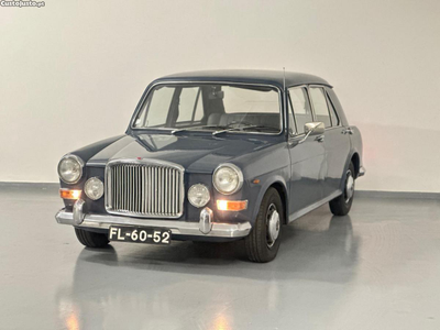 Vanden Plas Princess 1300 Saloon