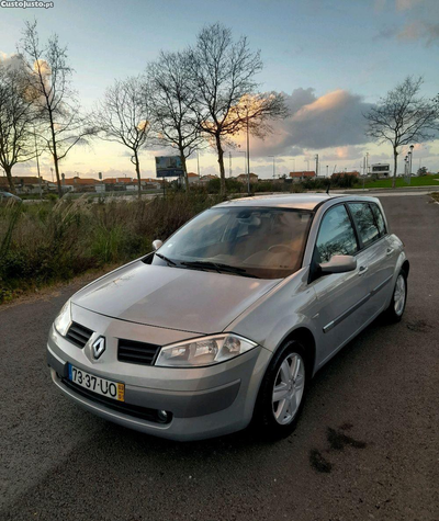 Renault Mégane 1.5 dci excelente estado !