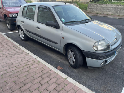 Renault Clio - Clio