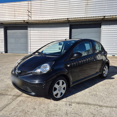 Toyota Aygo 1.0 68cv Como Novo