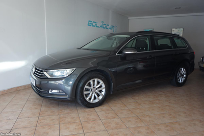 VW Passat Variant Confortline 2.0 TDI Auto