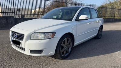 Volvo V50 Momentum