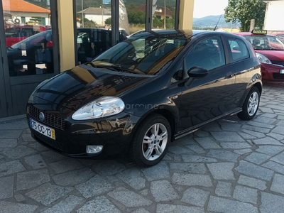 Fiat Grande Punto Outro