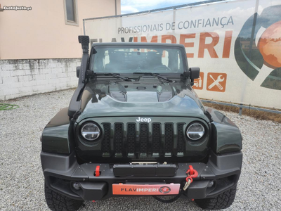 Jeep Wrangler Pick-Up Cabine Dupla