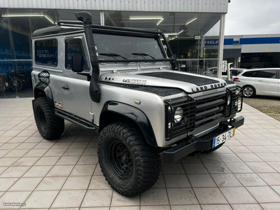 Land Rover Defender 90 2.5 Td5 Metal Top