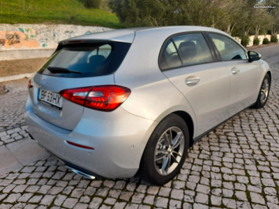 Mercedes-Benz A 180 d Style-Pack Navigator 116cv