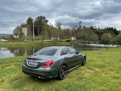 Mercedes-Benz C 180 AMG