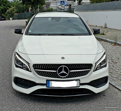 Mercedes-Benz CLA 200 Gasolina 156cv AMG Edition