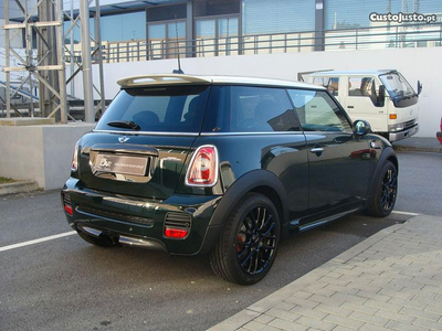 MINI Cooper John Cooper Works World Championship 50 anos