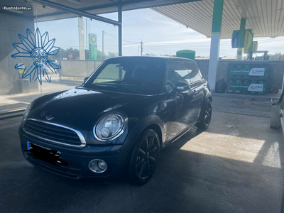 MINI Cooper Cooper D