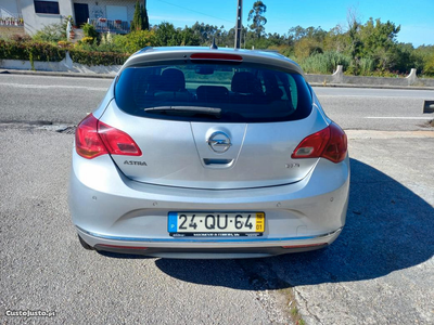 Opel Astra 1.6Cdti Innovation