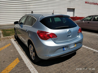 Opel Astra 1.6 CDTi Cosmo S/S