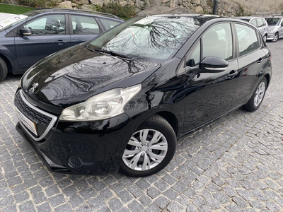 Peugeot 208 1.0