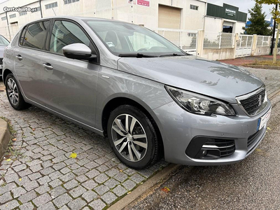 Peugeot 308 1.5 BlueHDi Style