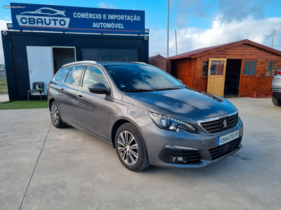 Peugeot 308 1.5 Blue HDi EAT8 ALLURE