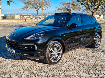 Porsche Cayenne E-Hybrid ultimo modelo III (92Y0) modelo 2021