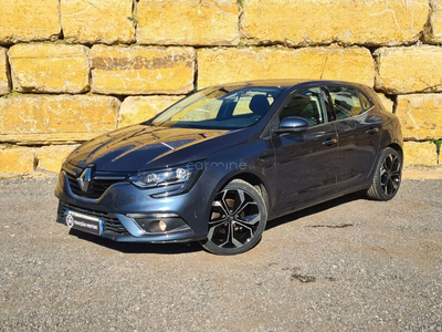 Renault Mégane 1.5 Blue dCi Intens EDC